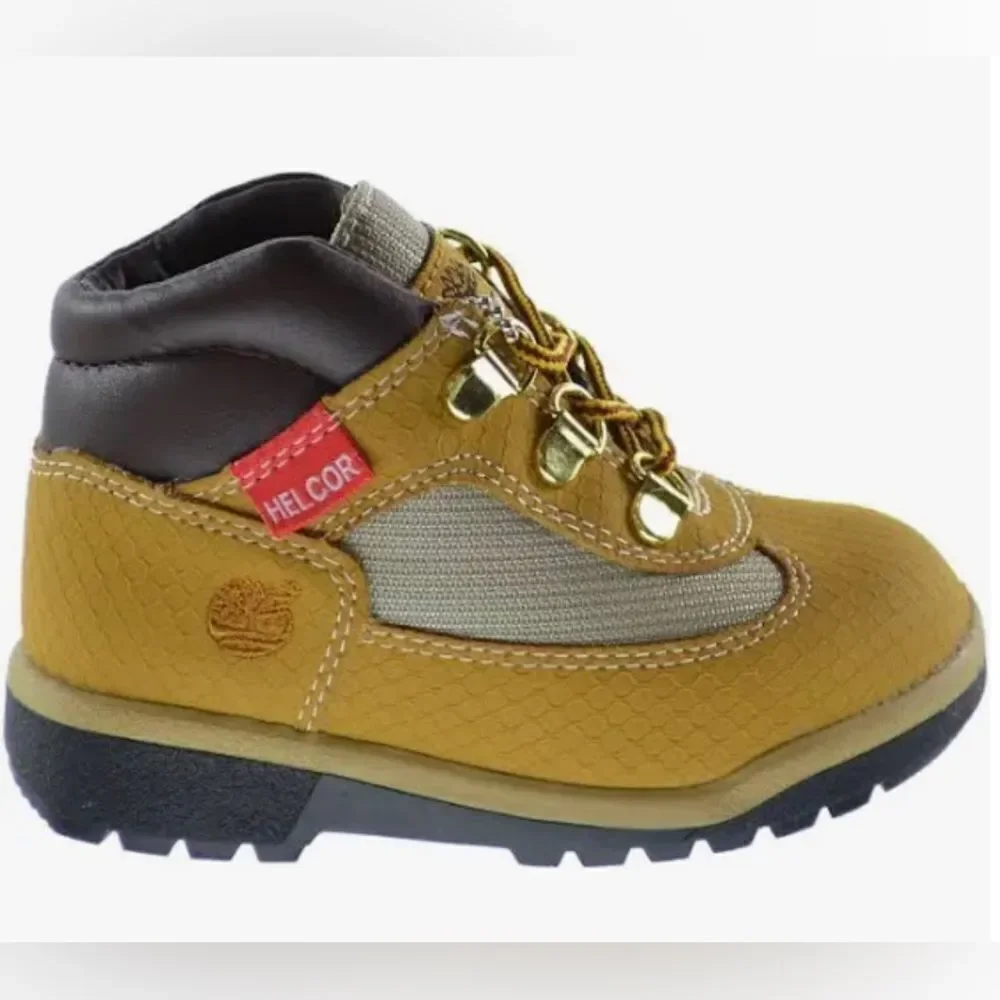 EUC Timberland Toddler Field Boots Size 4.